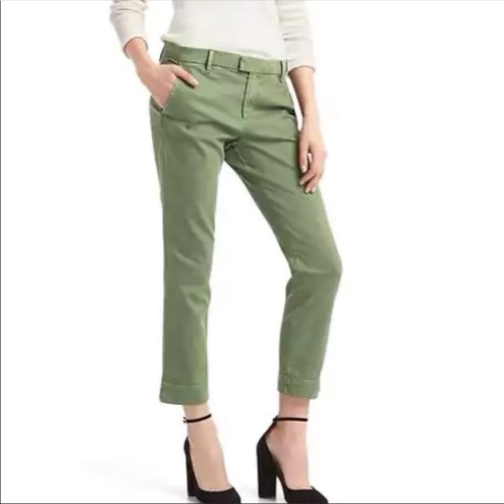 *Final Price* Capri Cargo Pants (Gap)